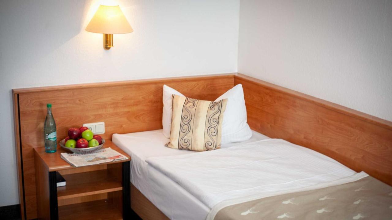 Hotel & Restaurant Zum Hirsch Romhild Eksteriør bilde