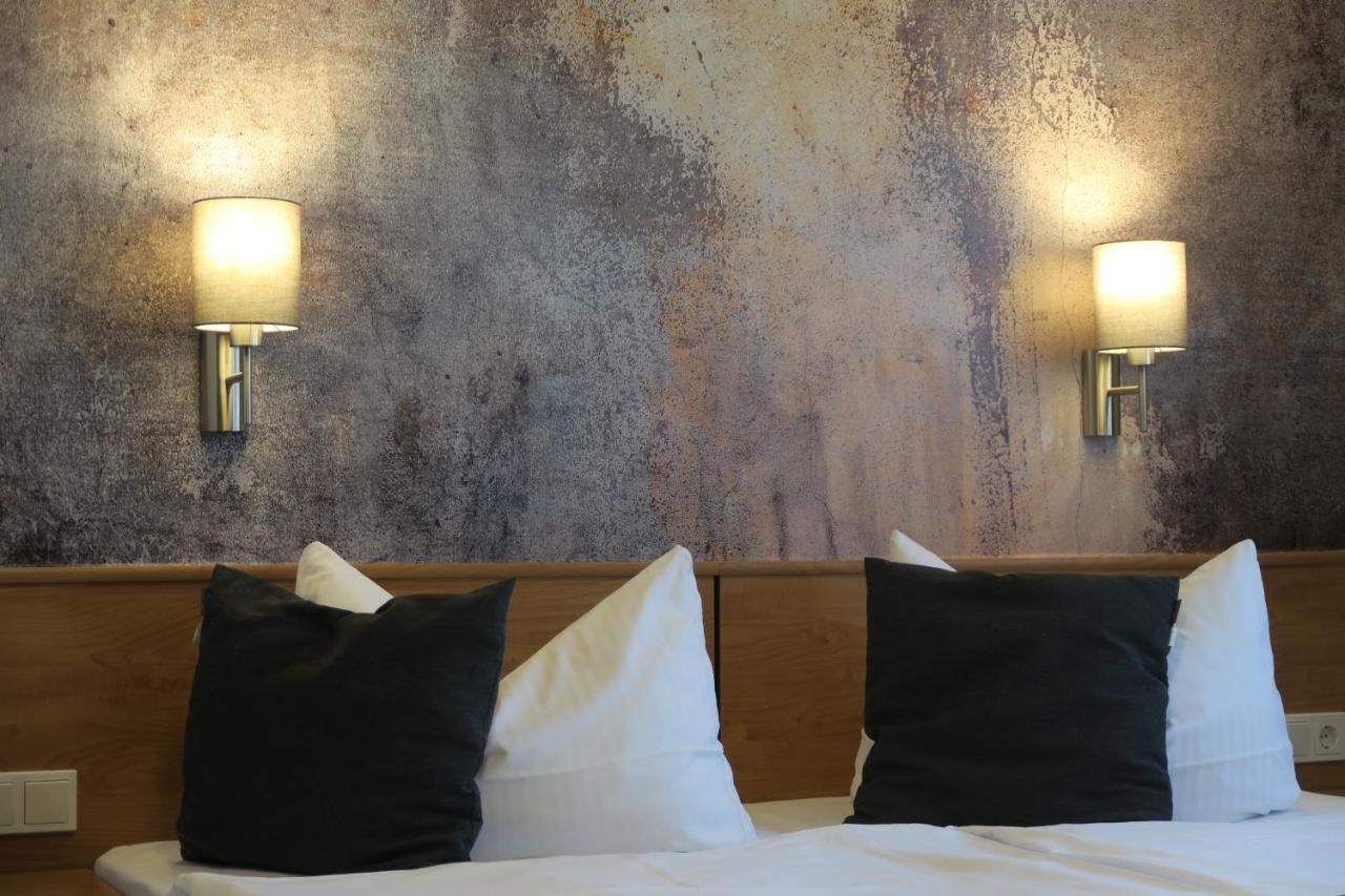 Hotel & Restaurant Zum Hirsch Romhild Eksteriør bilde