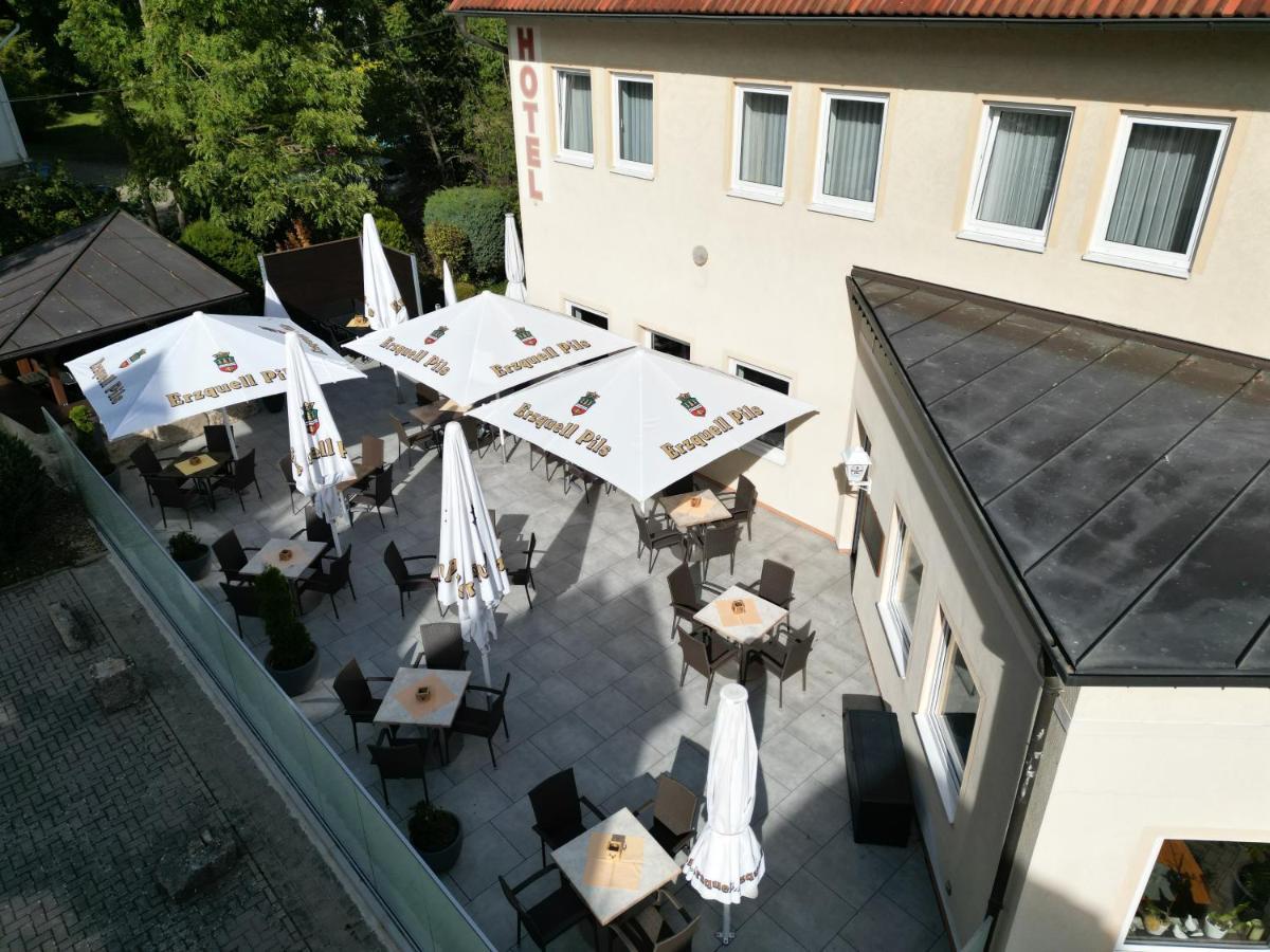Hotel & Restaurant Zum Hirsch Romhild Eksteriør bilde