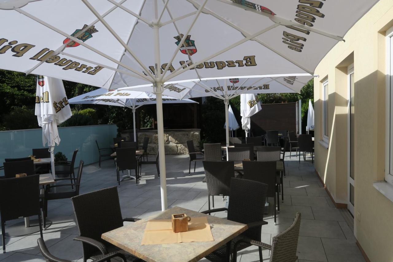 Hotel & Restaurant Zum Hirsch Romhild Eksteriør bilde
